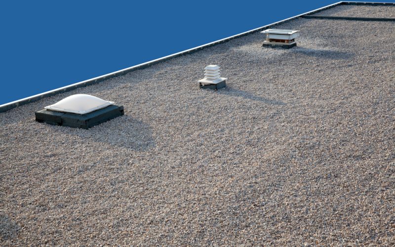 5 Reasons To Choose Flat Roofing For Your Commercial Building
